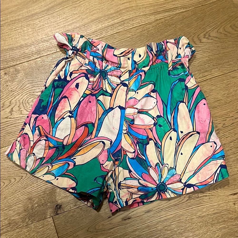 Vibrant Floral Print Women’s Shorts - Pink & Green by Farm Rio M